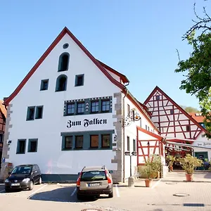 祖姆法尔肯兰德豪斯酒店 Tauberzell